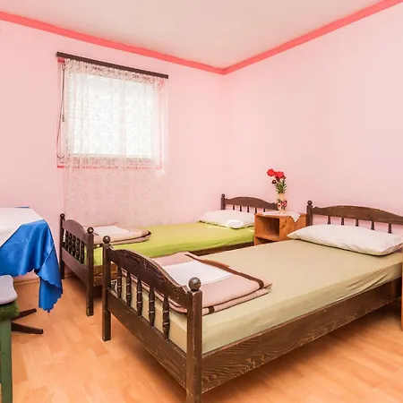 Kastel Appartement Buje